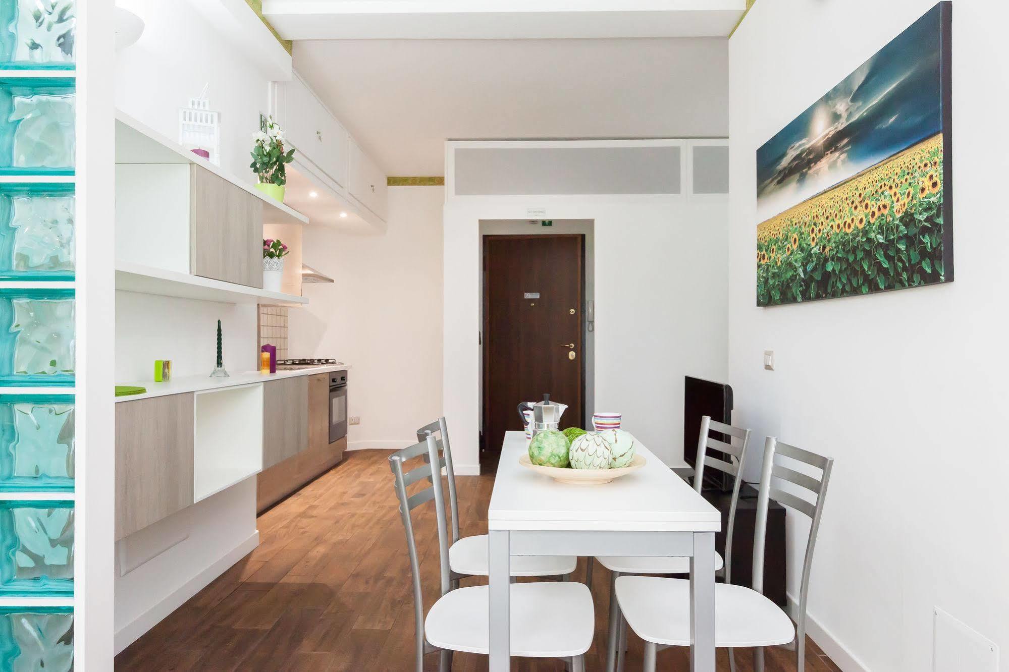Almes Apartments Rome Exterior photo